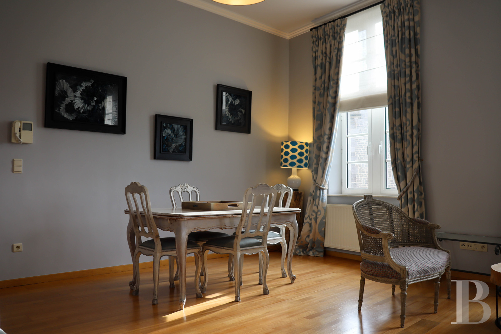 A chateau-fortress with a one hundred hectare estate in the county of Namur, to the south of Brussels in Belgium - photo  n°31